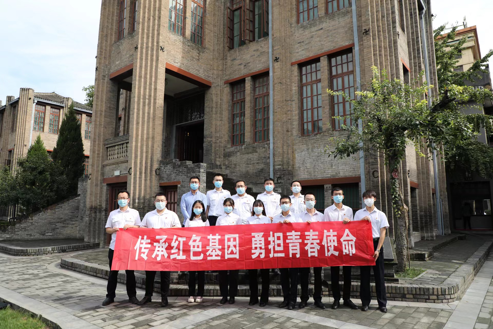 微信图片_20220831171955.jpg
