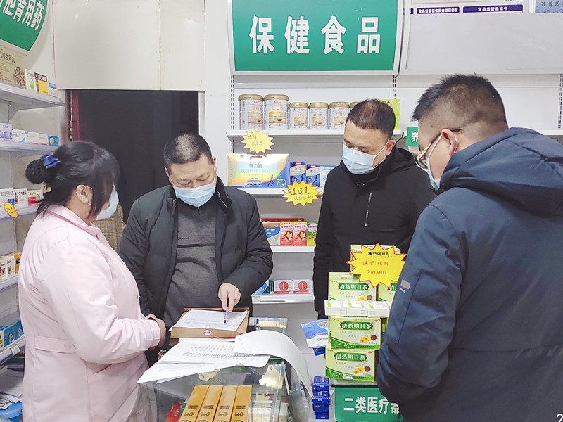 纪检干部疫线督导2_副本.jpg