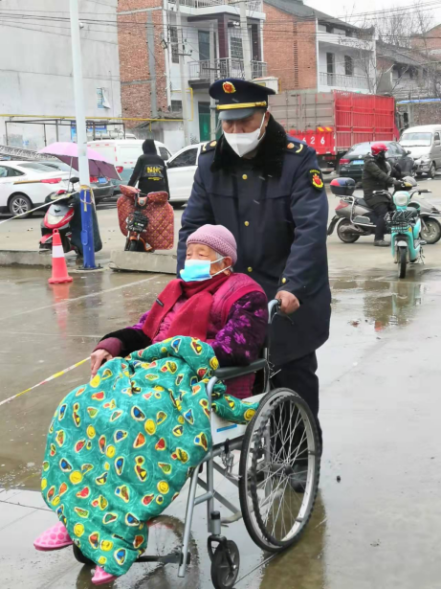 周至县市场监管局下沉干部齐兴.png