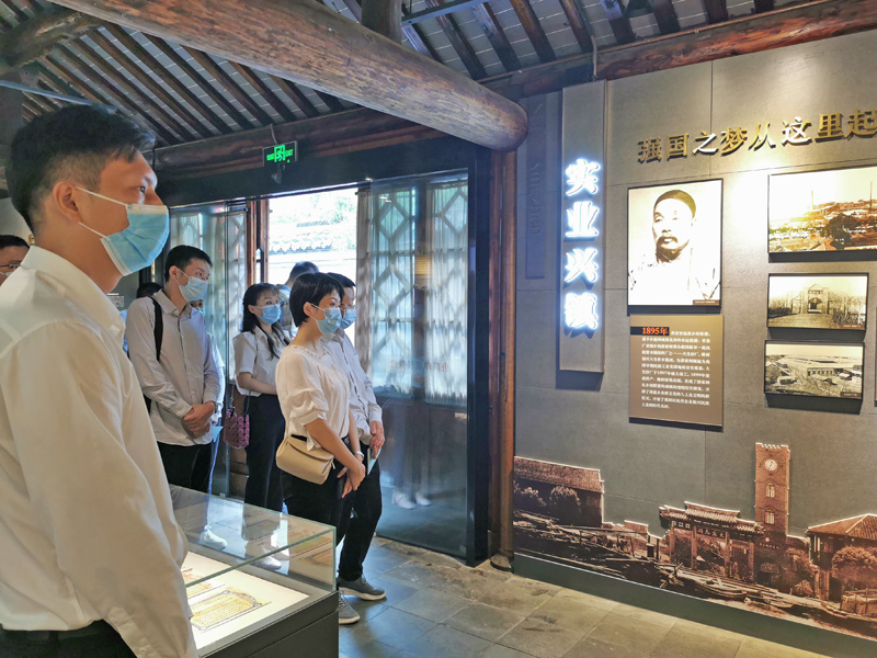 配图2：展览馆相关图片.jpg