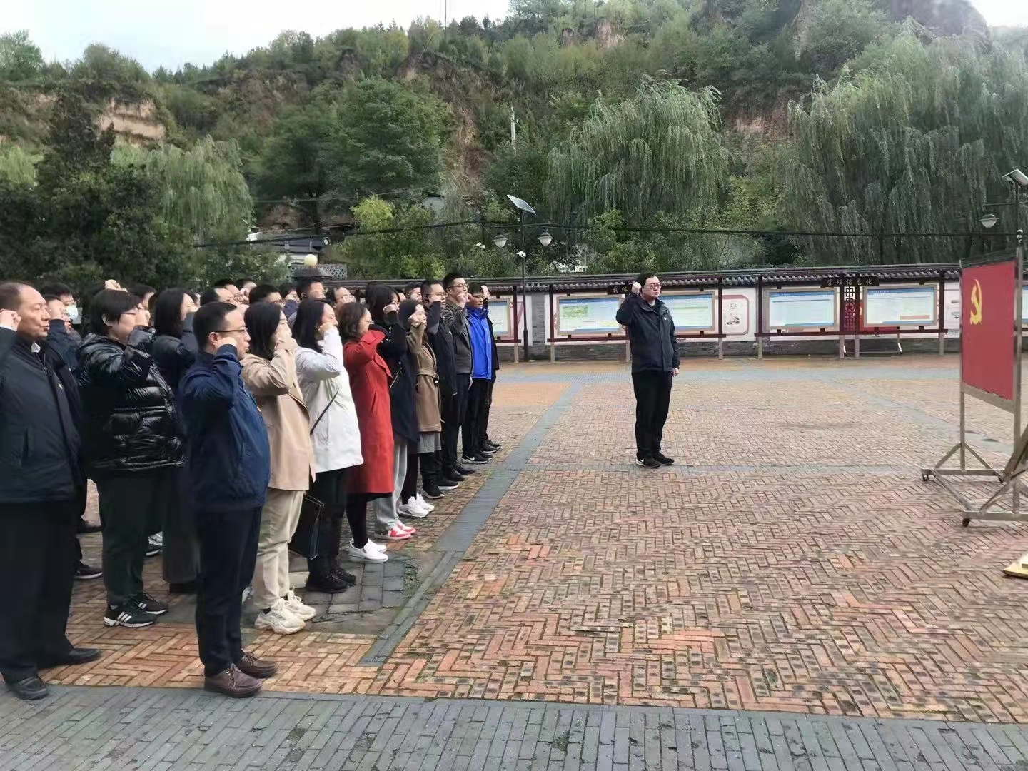 微信图片_20211018095720.jpg