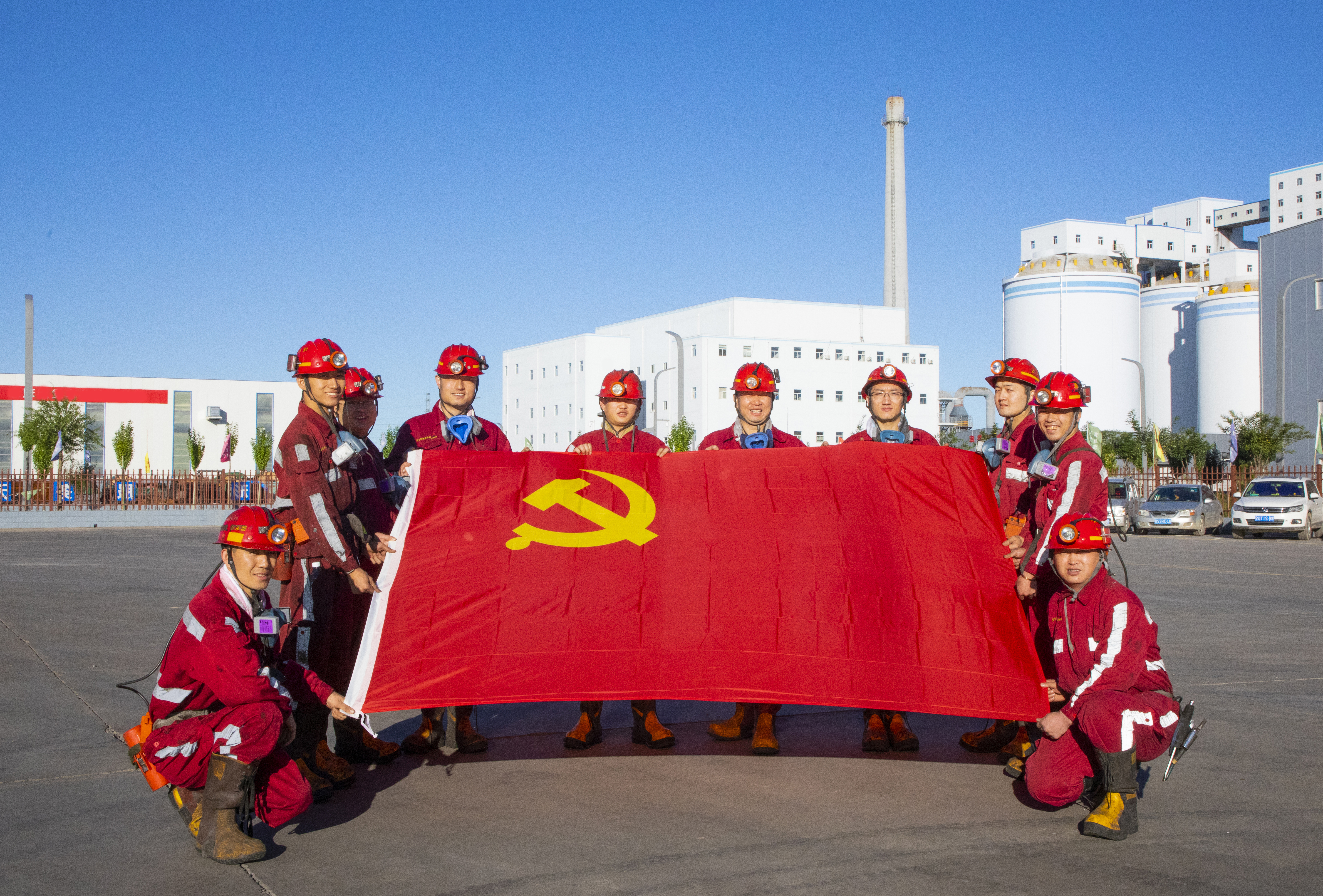 5陕煤集团综采队党员风采.jpg
