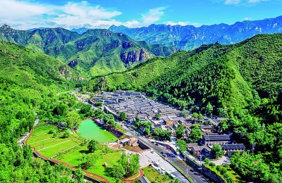 河北省阜平县骆驼湾村景色。新华社发.jpg