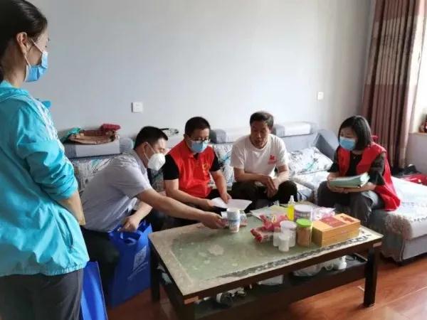 入户征集群众意见.jpg